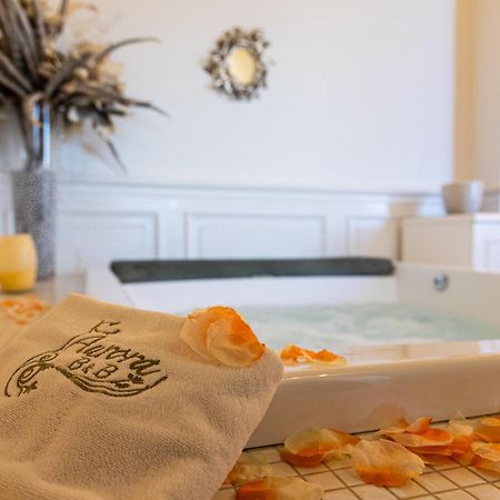 Palazzo Aurora Bed and Breakfast Alezio Eksteriør billede