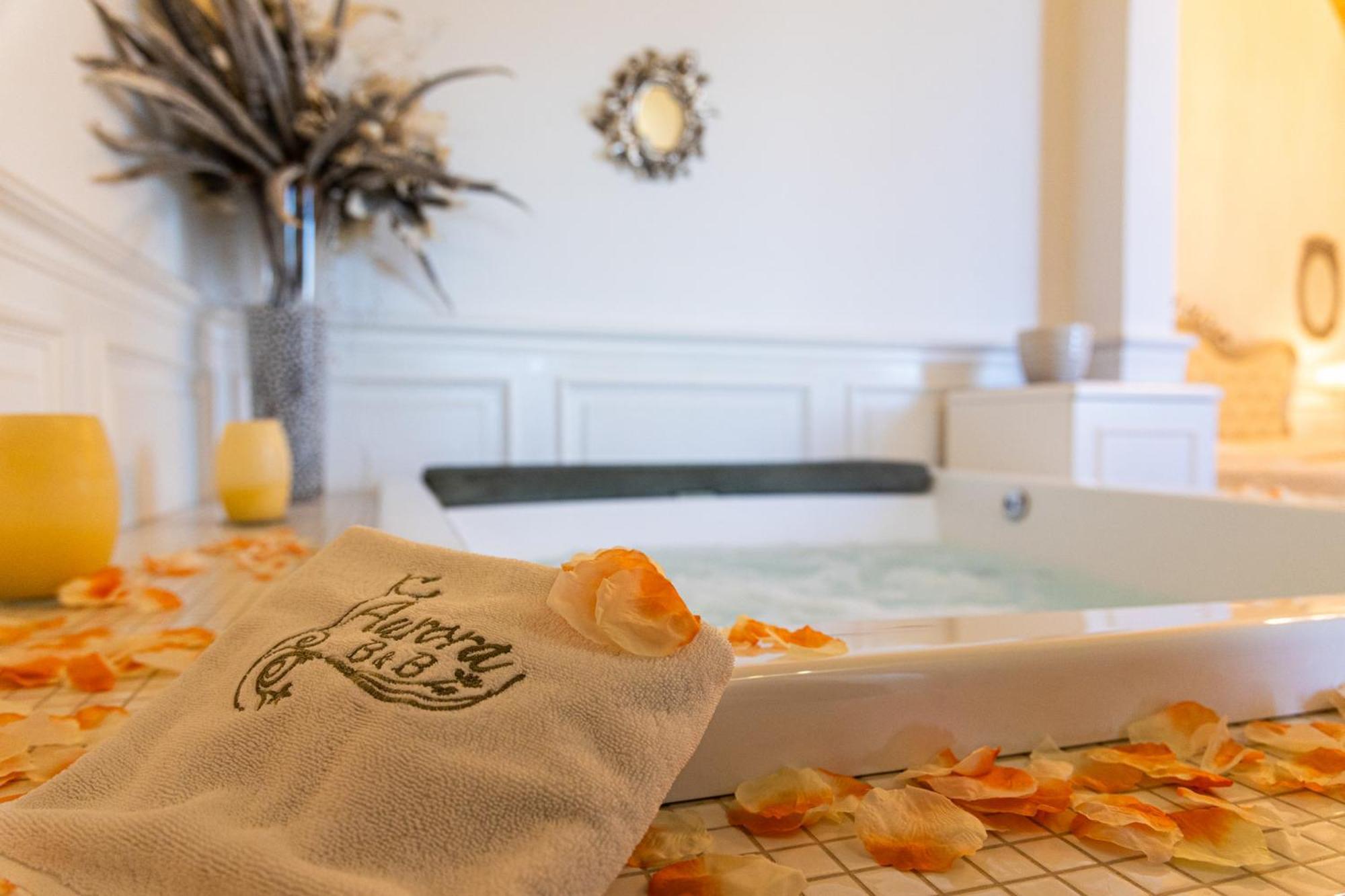 Palazzo Aurora Bed and Breakfast Alezio Eksteriør billede
