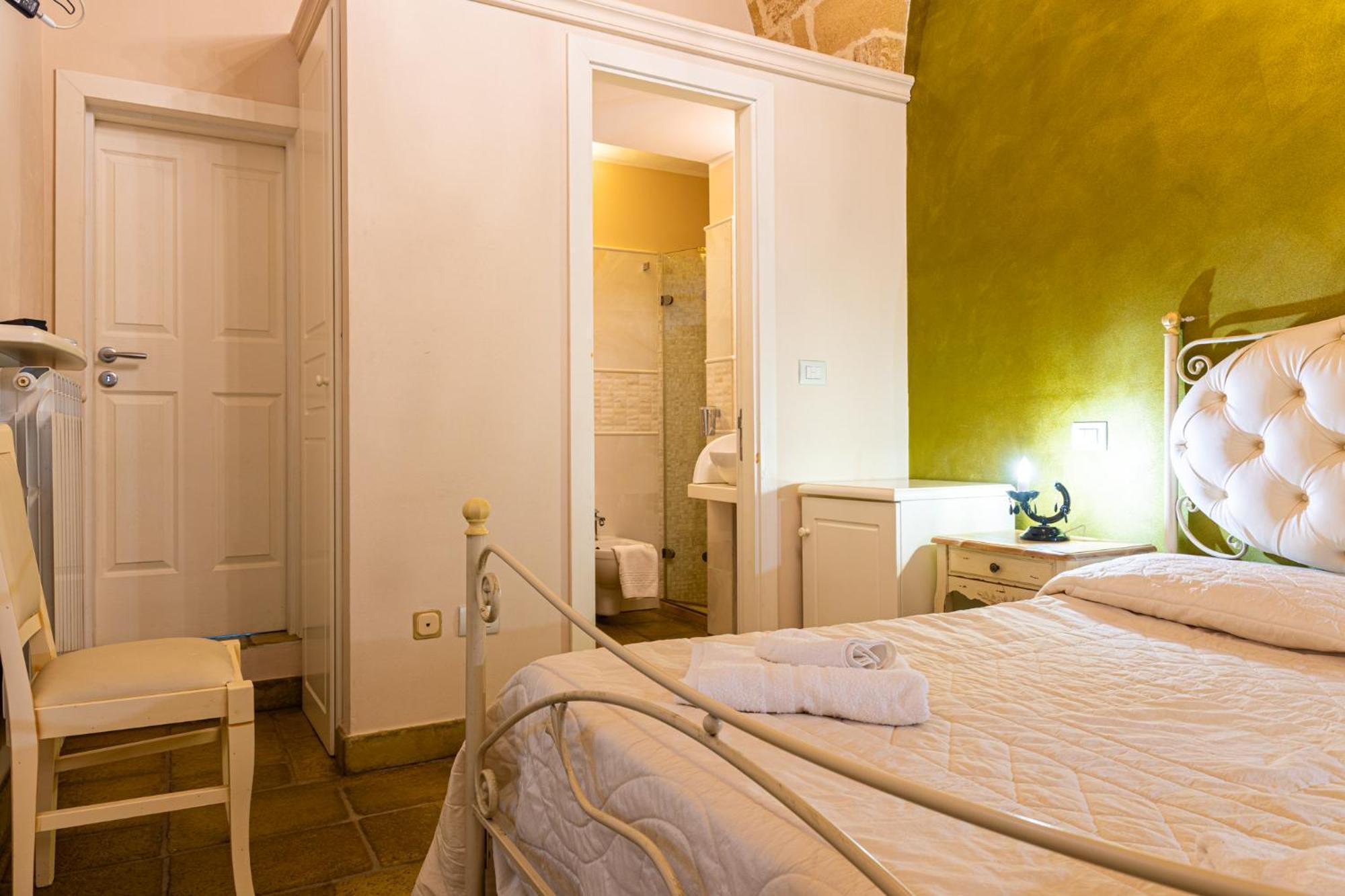 Palazzo Aurora Bed and Breakfast Alezio Eksteriør billede