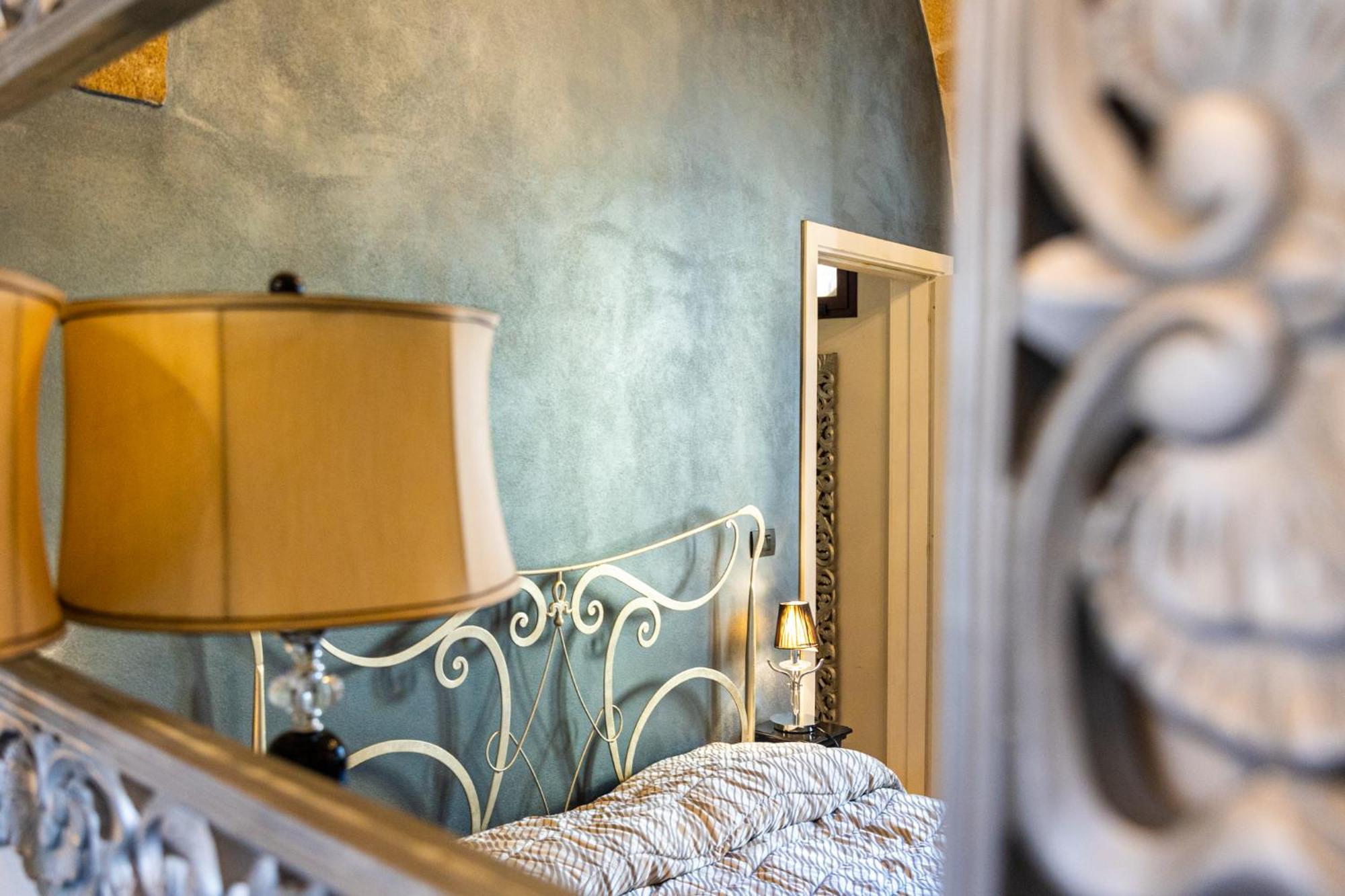 Palazzo Aurora Bed and Breakfast Alezio Eksteriør billede